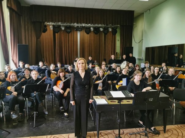 Замечательно прошёл отчётный концерт отдела "Инструменты народного оркестра" руководитель М. А. Микитская