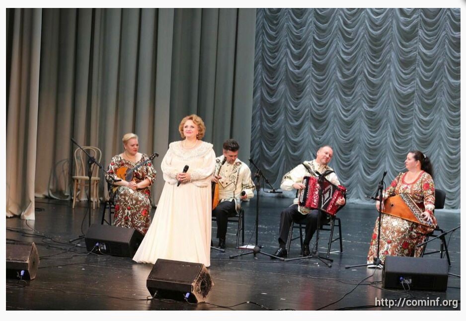 В столице Южной Осетии с аншлагом прошел концерт в рамках Международного культурного проекта «На языке музыки», посвященный Дню славянской письменности и культуры.